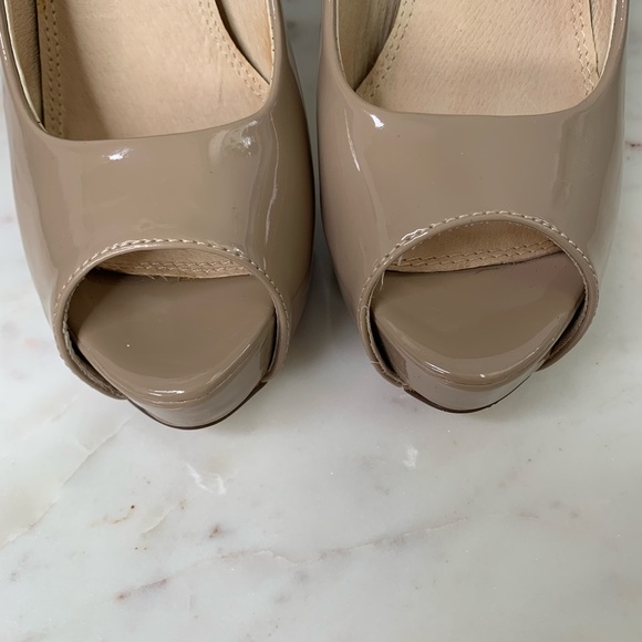 Chinese Laundry Nude Open Toe Pumps - Picture 3 of 6